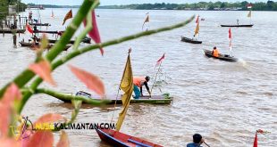 Parade 45 Perahu