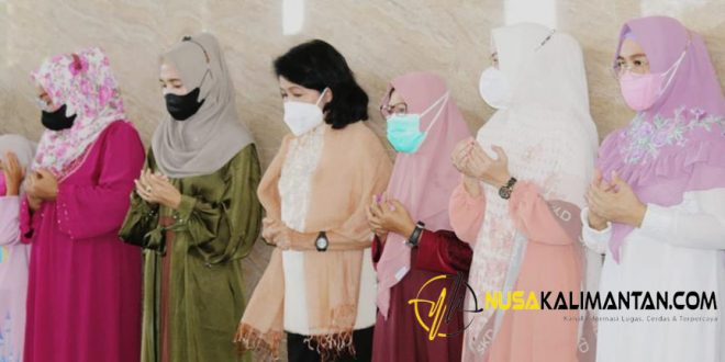 Taty Narang Hadiri