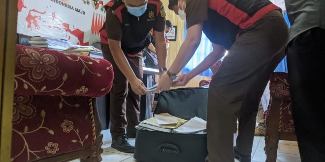 Tingkatkan Penyidikan