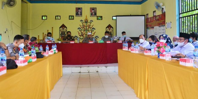 Dihadirkan