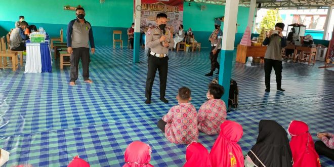 Vaksinasi Anak